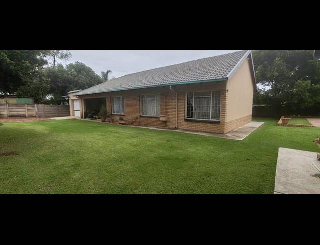 3 BEDROOM HOUSE FOR SALE IN MOUNTAIN VIEW